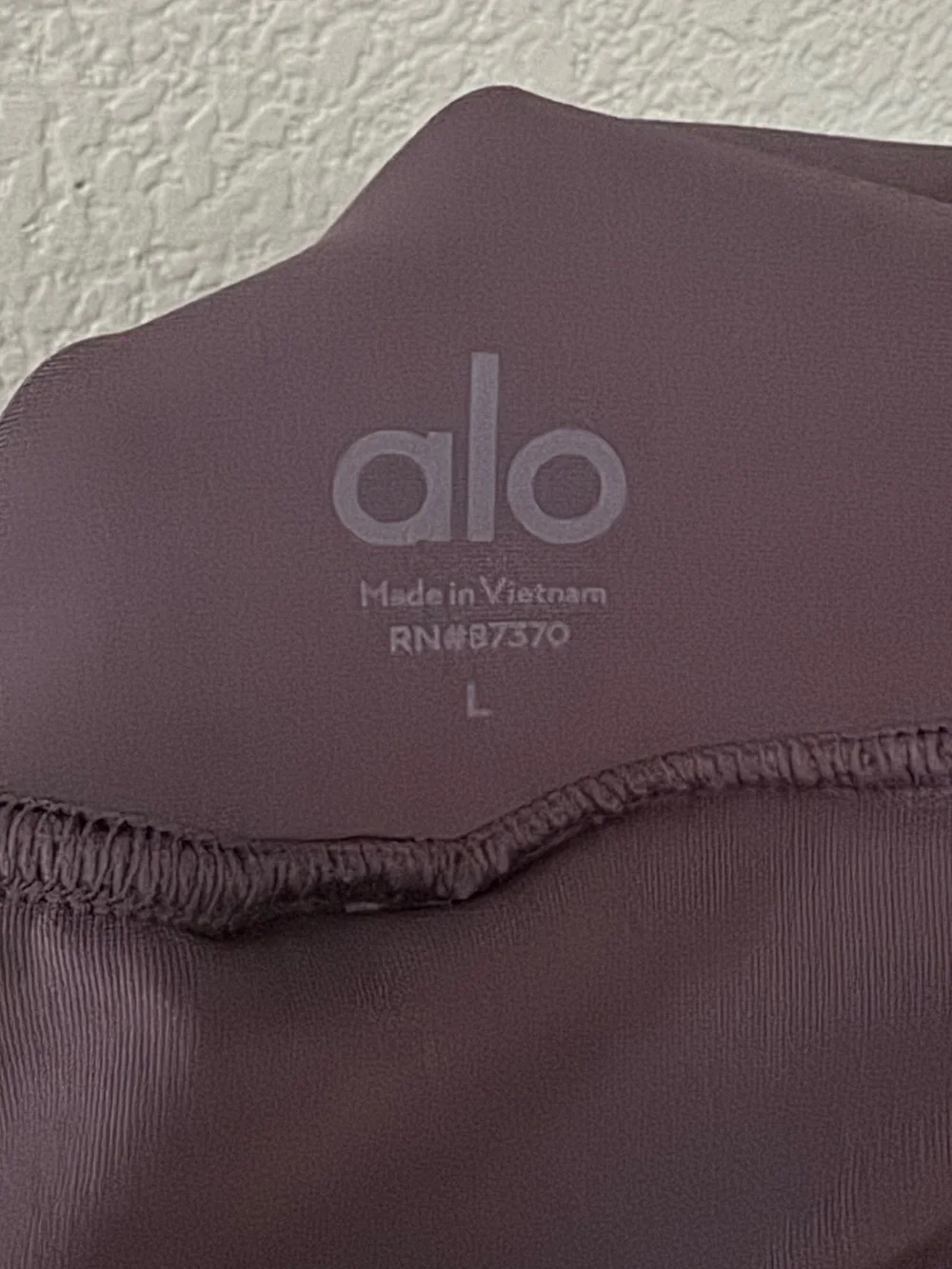 ALO Grand Slam Pleated Tennis Skirt Skort Large Raisin Purple Pickleball Golf
